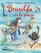 BRUNILDA EN LA PLAYA